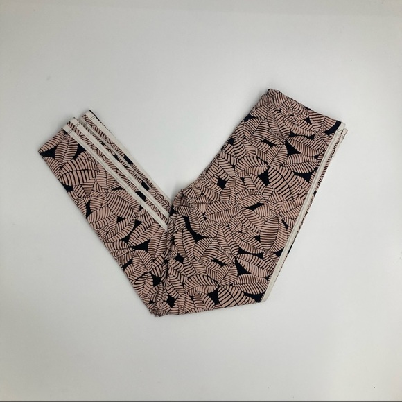 Adidas leggings size medium - Picture 4 of 7